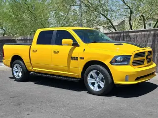 Ram 1500 2016 4x4 Sport 4dr Crew Cab batea de 5.5 pies