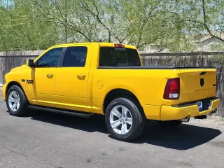 Ram 1500 2016 4x4 Sport 4dr Crew Cab batea de 5.5 pies