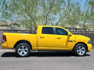 Ram 1500 2016 4x4 Sport 4dr Crew Cab batea de 5.5 pies