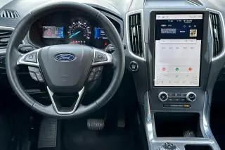 Ford Edge 2023 AWD Titanium 4dr Crossover