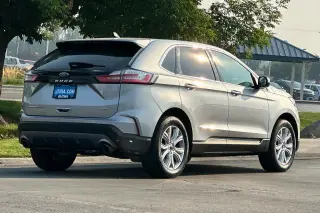Ford Edge 2023 AWD Titanium 4dr Crossover