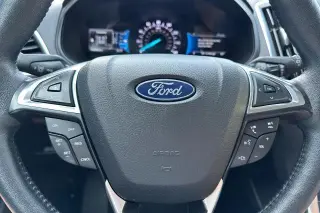 Ford Edge 2023 AWD Titanium 4dr Crossover
