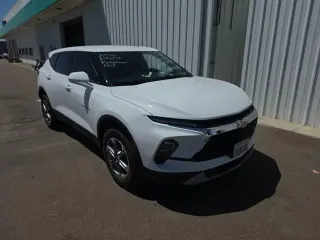 Chevrolet Blazer 2023 LT SUV de 4 puertas con 2LT