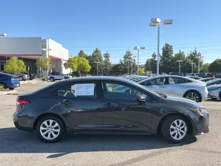 Toyota Corolla 2025 LE 4dr Sedan