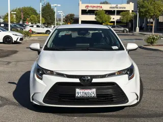 Toyota Corolla 2025 LE 4dr Sedan
