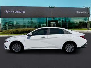 Hyundai ELANTRA Hybrid 2026 Blue 4dr Sedan