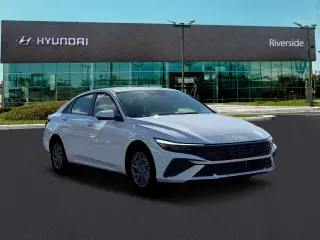 Hyundai ELANTRA Hybrid 2026 Blue 4dr Sedan