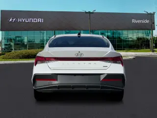 Hyundai ELANTRA Hybrid 2026 Blue 4dr Sedan