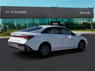 Hyundai ELANTRA Hybrid 2026 Blue 4dr Sedan