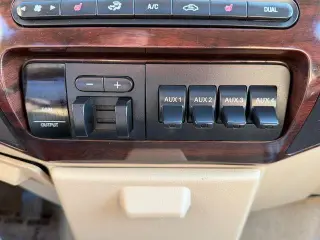 Ford F-350 Super Duty 2008 XL 4dr Crew Cab 4WD SB