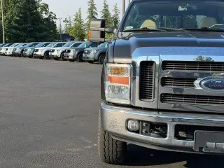 Ford F-350 Super Duty 2008 XL 4dr Crew Cab 4WD SB