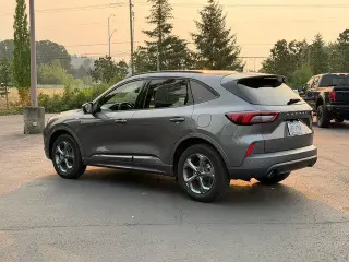 Ford Escape Hybrid 2023 AWD ST-Line Select 4dr SUV