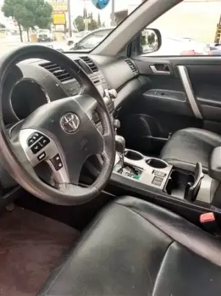 2012 Toyota Highlander SE