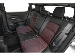 Nissan Kicks 2025 AWD SR 4dr Crossover
