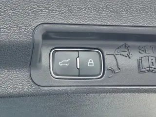 Ford Explorer 2023 AWD XLT 4dr SUV
