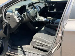 Honda Clarity Plug-In Hybrid 2018 Touring 4dr Sedan