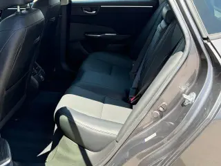 Honda Clarity Plug-In Hybrid 2018 Touring 4dr Sedan