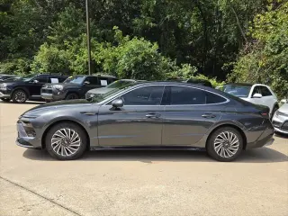 Hyundai SONATA Hybrid 2025 SEL 4dr Sedan