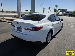 Toyota Camry 2025 LE 4dr Sedan