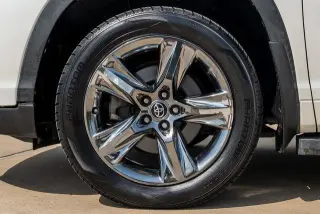 Toyota Highlander 2018 Limited Platinum 4dr SUV