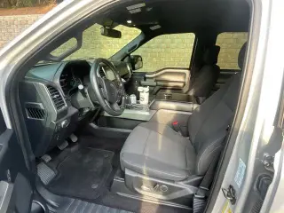 Ford F-150 2017 4x4 XLT 4dr SuperCrew 5.5 ft. SB