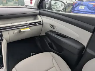 Hyundai TUCSON 2025 SEL 4dr SUV
