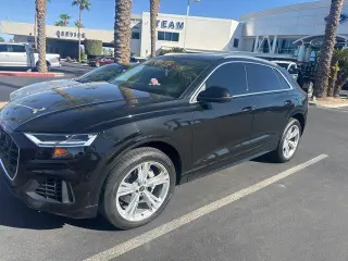 Audi Q8 2022 AWD quattro Premium Plus 55 TFSI 4dr SUV