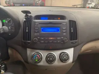 Hyundai ELANTRA 2008 SE 4dr Sedan