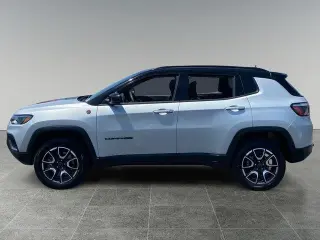 Jeep Compass 2025 4x4 Trailhawk 4dr SUV