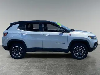 Jeep Compass 2025 4x4 Trailhawk 4dr SUV