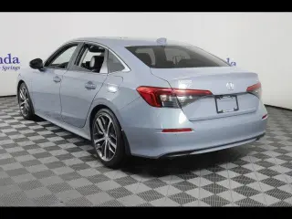 Honda Civic 2023 Touring 4dr Sedan