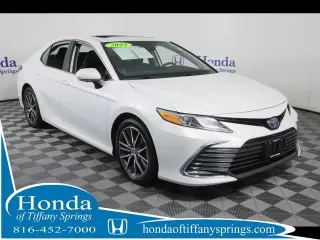 Toyota Camry Hybrid 2023 XLE 4dr Sedan