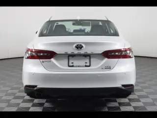 Toyota Camry Hybrid 2023 XLE 4dr Sedan