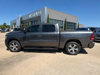 Ram 1500 2024 4x2 Laramie 4dr Crew Cab 5.6 ft. SB Pickup