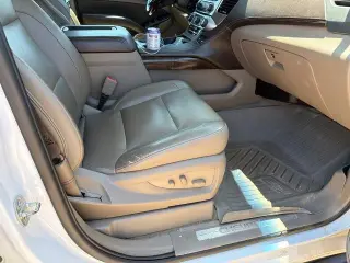Chevrolet Suburban 2020 4x4 LT 4dr SUV