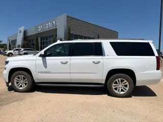 Chevrolet Suburban 2020 4x4 LT 4dr SUV