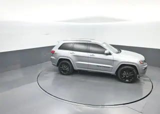 Jeep Grand Cherokee 2020 4x4 Laredo 4dr SUV