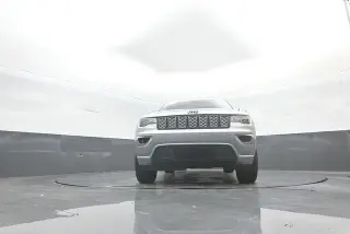 Jeep Grand Cherokee 2020 4x4 Laredo 4dr SUV