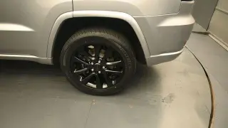 Jeep Grand Cherokee 2020 4x4 Laredo 4dr SUV
