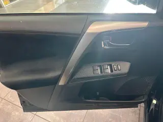 Toyota RAV4 2014 AWD XLE 4dr SUV