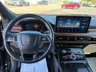 Lincoln Nautilus 2023 AWD Reserve 4dr SUV