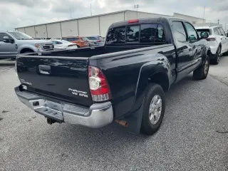 Toyota Tacoma 2013 4x2 PreRunner V6 4dr Double Cab 6.1 ft SB 5A