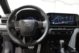 Toyota Camry 2026 SE 4dr Sedan