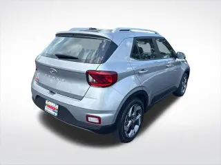 Hyundai VENUE 2023 SEL 4dr Crossover