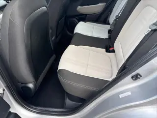 Hyundai VENUE 2023 SEL 4dr Crossover