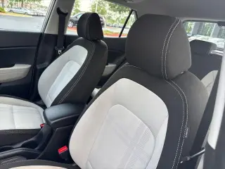 Hyundai VENUE 2023 SEL 4dr Crossover