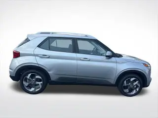 Hyundai VENUE 2023 SEL 4dr Crossover