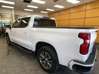 Chevrolet Silverado 1500 2023 4x4 RST 4dr Crew Cab 5.8 ft. SB