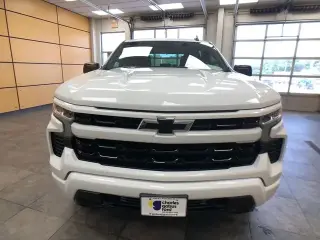 Chevrolet Silverado 1500 2023 4x4 RST 4dr Crew Cab 5.8 ft. SB