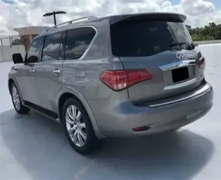 2012 INFINITI QX56 SUV